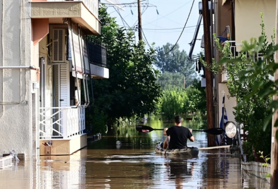 Σοκ στο Βόλο: Πολλά παιδιά με γαστρεντερίτιδα λόγω του μολυσμένου νερού Σοκ στο Βόλο: Πολλά παιδιά με γαστρεντερίτιδα λόγω του μολυσμένου νερού