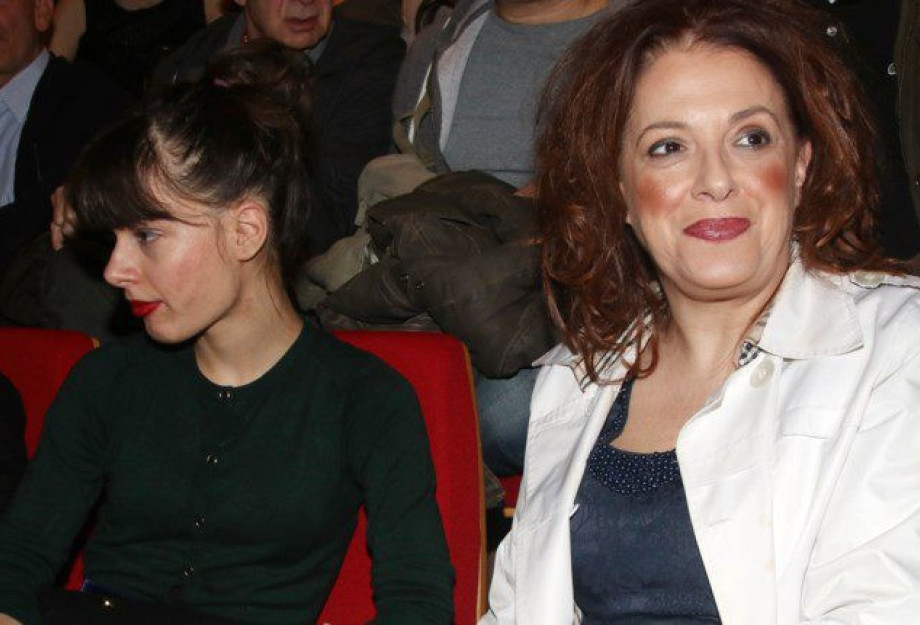 Ελένη Ράντου: Δυσκολέψαμε την κόρη μας με την αναγνωρισιμότητά μας – Δεν ήθελε να την συνοδεύω Ελένη Ράντου: Δυσκολέψαμε την κόρη μας με την αναγνωρισιμότητά μας – Δεν ήθελε να την συνοδεύω