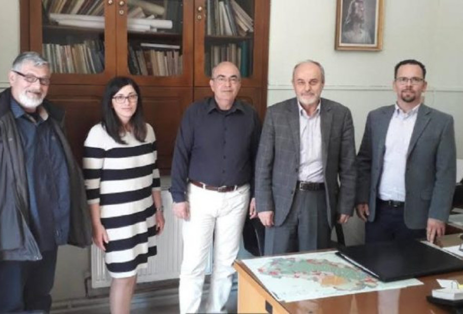 Η Διάβαση Πεζών επισκέφτηκε το Δασαρχείο Η Διάβαση Πεζών επισκέφτηκε το Δασαρχείο