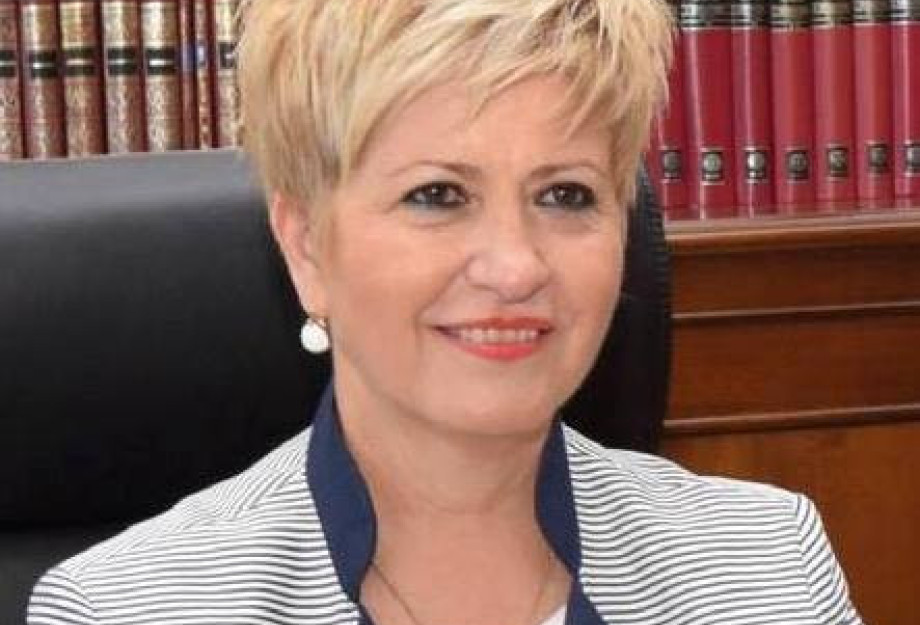 Η κ. Κολλια ετοιμάζει…Μετακόμιση! Η κ. Κολλια ετοιμάζει…Μετακόμιση!