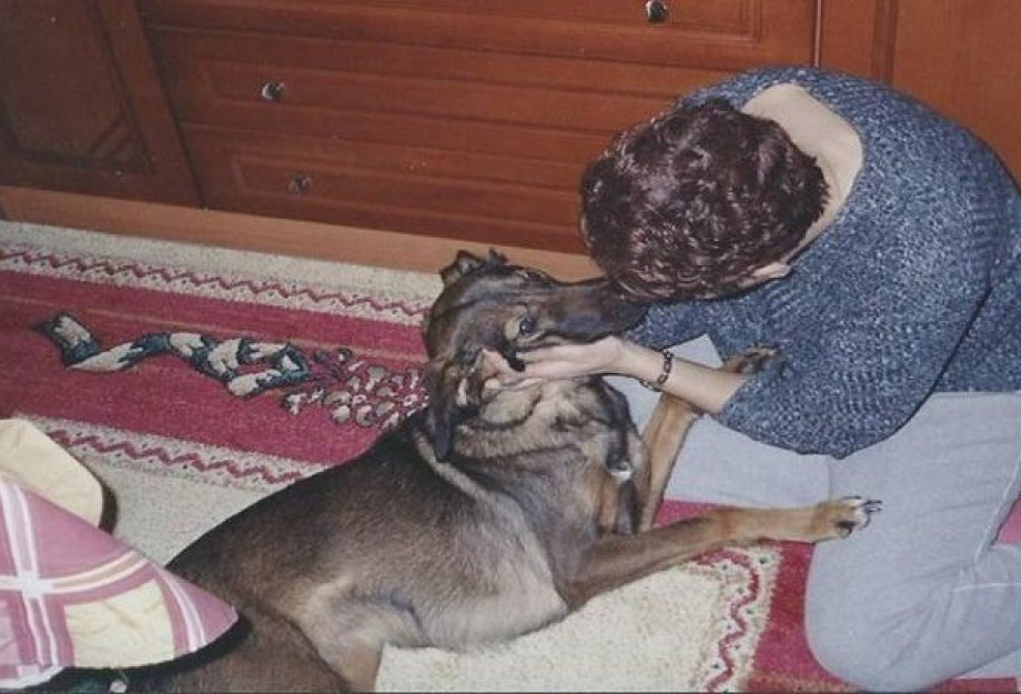 «Ήταν 40 ημερών όταν την πρωτοπήρα στην αγκαλιά μου και 11 ετών όταν της ψιθύρισα το πικρό αντίο» «Ήταν 40 ημερών όταν την πρωτοπήρα στην αγκαλιά μου και 11 ετών όταν της ψιθύρισα το πικρό αντίο»