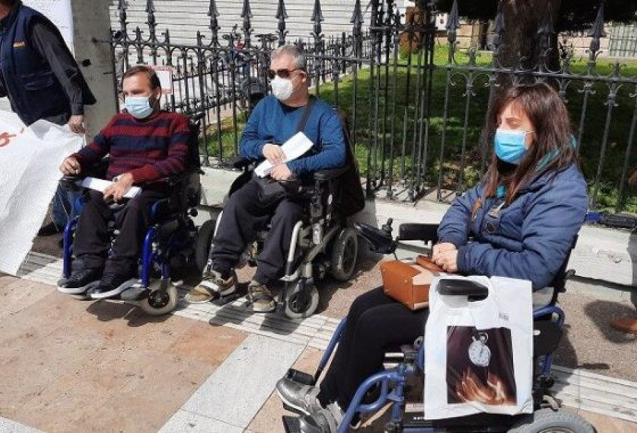 Όχι στο όνομα μας! Με αφορμή το σχέδιο της κυβέρνησης για την επιστολική ψήφο Όχι στο όνομα μας! Με αφορμή το σχέδιο της κυβέρνησης για την επιστολική ψήφο