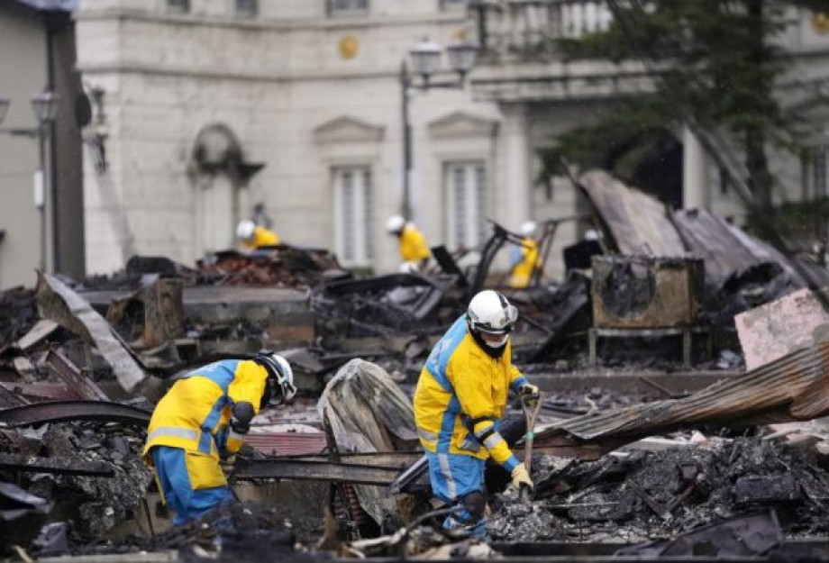Ιαπωνία: 90χρονη εντοπίστηκε ζωντανή στα συντρίμμια κτιρίου πέντε μέρες μετά τον σεισμό Ιαπωνία: 90χρονη εντοπίστηκε ζωντανή στα συντρίμμια κτιρίου πέντε μέρες μετά τον σεισμό
