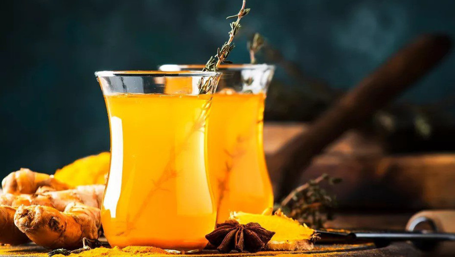 Ζεστό και θρεπτικό τσάι με κουρκουμά, τζίντζερ και εσπεριδοειδή