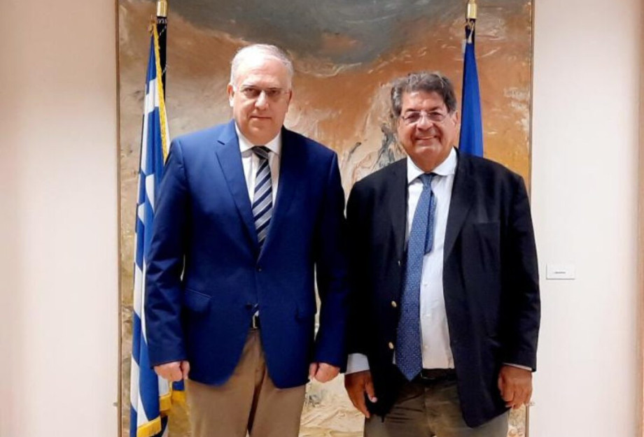 Συνάντηση Τάκη Θεοδωρικάκου με τον Συνήγορο του Καταναλωτή Συνάντηση Τάκη Θεοδωρικάκου με τον Συνήγορο του Καταναλωτή