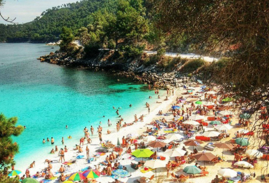 Άπαντες σε διακοπές – Ραντεβού τον Σεπτέμβρη! Άπαντες σε διακοπές – Ραντεβού τον Σεπτέμβρη!