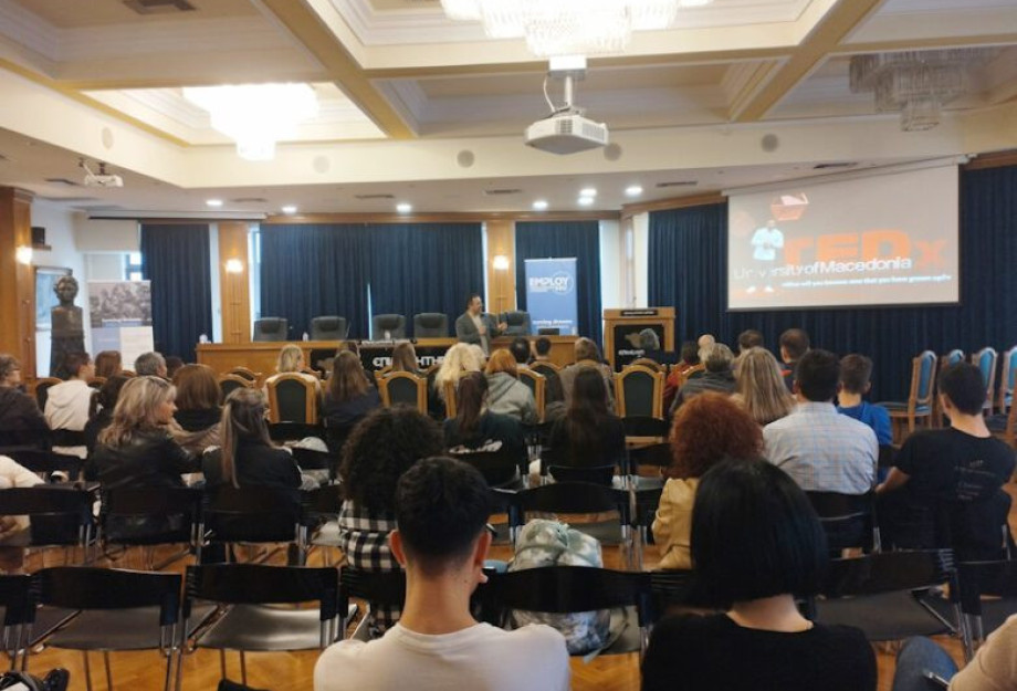 Στην εκδήλωση επαγγελματικού προσανατολισμού στο ΕΒΕΣ- Αυξημένο το ενδιαφέρον Στην εκδήλωση επαγγελματικού προσανατολισμού στο ΕΒΕΣ- Αυξημένο το ενδιαφέρον