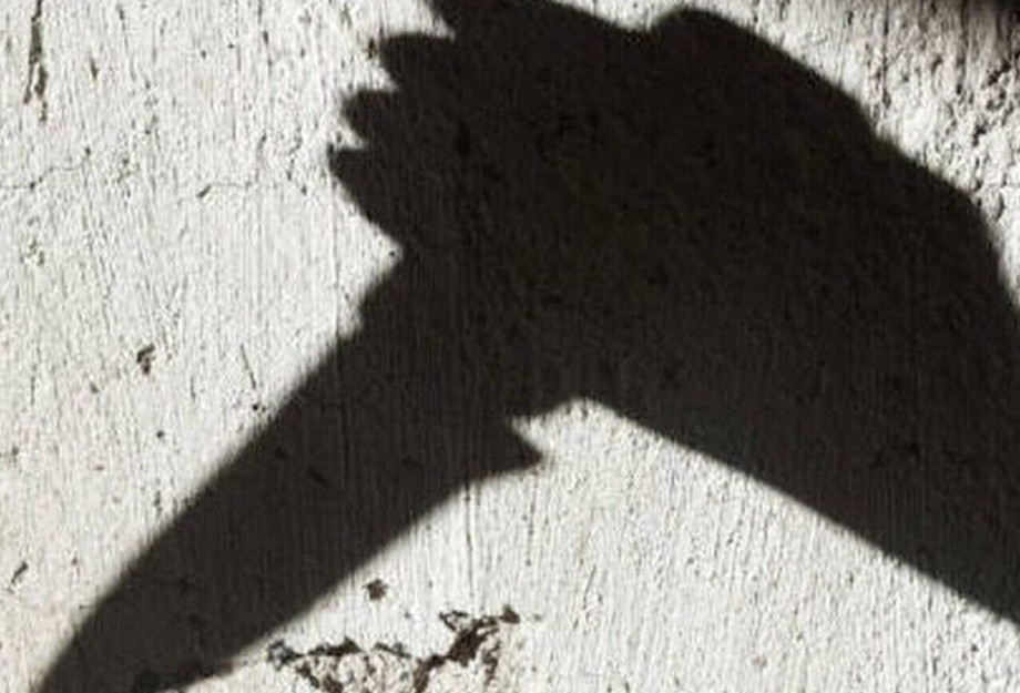 Λάρισα: Άνδρας μαχαίρωσε τον αδερφό του και τραυμάτισε δύο άτομα… λίγο πριν τον Επιτάφιο Λάρισα: Άνδρας μαχαίρωσε τον αδερφό του και τραυμάτισε δύο άτομα… λίγο πριν τον Επιτάφιο