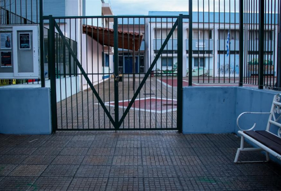 Καύσωνας: Σε ποιους Δήμους θα μείνουν κλειστά τα σχολεία Καύσωνας: Σε ποιους Δήμους θα μείνουν κλειστά τα σχολεία