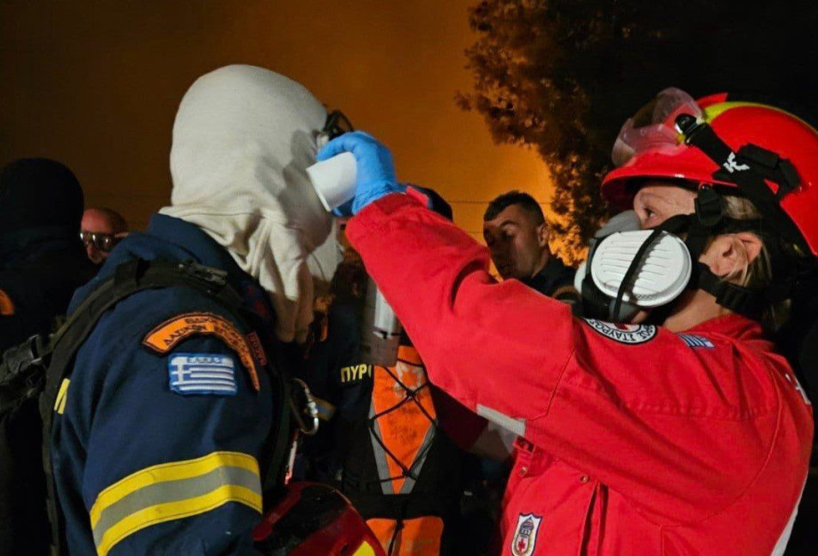 Ο Ελληνικός Ερυθρός Σταυρός συγκεντρώνει τρόφιμα και Υγειονομικό υλικό προς ενίσχυση των πυρόπληκτων της Βορειοανατολικής Αττικής Ο Ελληνικός Ερυθρός Σταυρός συγκεντρώνει τρόφιμα και Υγειονομικό υλικό προς ενίσχυση των πυρόπληκτων της Βορειοανατολικής Αττικής