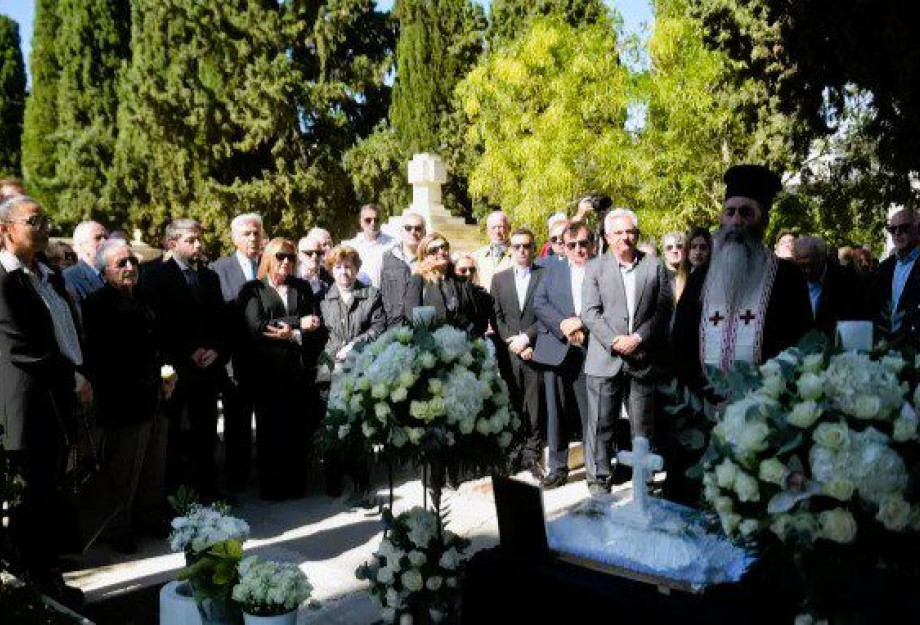 Μνημόσυνο για τα 3 χρόνια από τον θάνατο της Φώφης Γεννηματά Μνημόσυνο για τα 3 χρόνια από τον θάνατο της Φώφης Γεννηματά