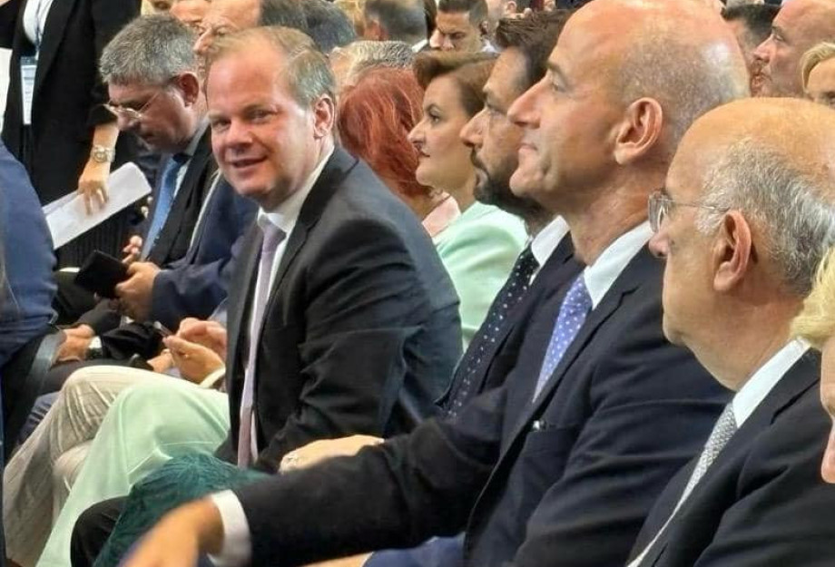 Κώστας Καραμανλής: Η ΝΔ ξέρει να τιμά τις δεσμεύσεις που έχει δώσει στον ελληνικό λαό Κώστας Καραμανλής: Η ΝΔ ξέρει να τιμά τις δεσμεύσεις που έχει δώσει στον ελληνικό λαό