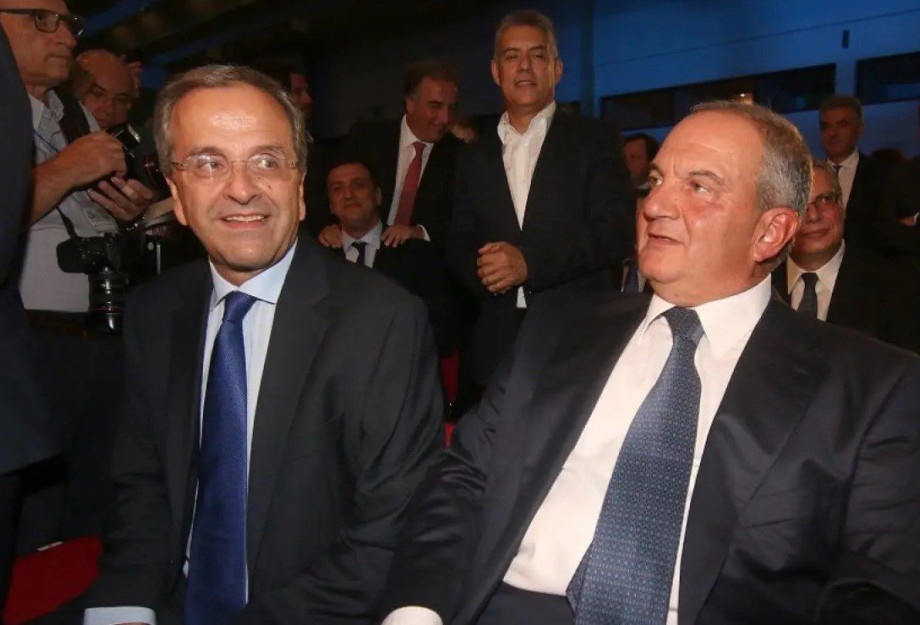 Με το βλέμμα στον Σαμαρά και τον Καραμανλή Πάρτι στη Ρηγίλλης για τα 50 χρόνια της Νέας Δημοκρατίας Με το βλέμμα στον Σαμαρά και τον Καραμανλή Πάρτι στη Ρηγίλλης για τα 50 χρόνια της Νέας Δημοκρατίας