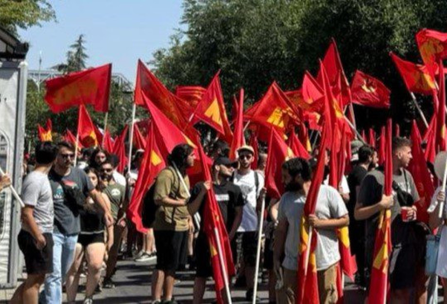Κάλεσμα ΚΚΕ Σερρών για πορεία το Σάββατο στη Πλατεία Ελευθερίας Κάλεσμα ΚΚΕ Σερρών για πορεία το Σάββατο στη Πλατεία Ελευθερίας