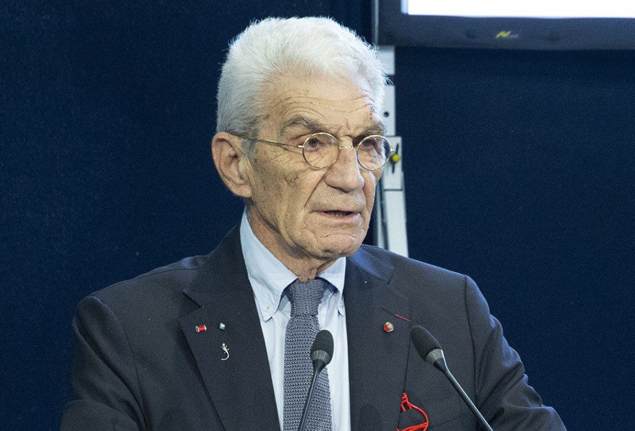Η ΠΕΔΚΜ αποχαιρετά με συγκίνηση τον Γιάννη Μπουτάρη