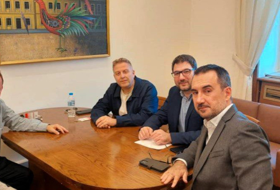 Συνάντηση ΟΙΕΛΕ με τη Νέα Αριστερά στη Βουλή Συνάντηση ΟΙΕΛΕ με τη Νέα Αριστερά στη Βουλή