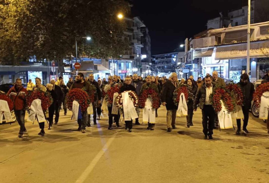 Με 2 πορείες για το Πολυτεχνείο – Χώρια ΚΚΕ και Εργατικό Κέντρο Με 2 πορείες για το Πολυτεχνείο – Χώρια ΚΚΕ και Εργατικό Κέντρο