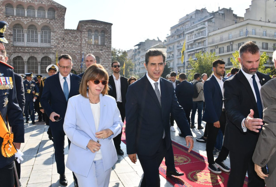 Στο ΥΜΑΘ η Σακελλαροπούλου – Ξεναγήθηκε από τον Γκιουλέκα στην Έκθεση “ΕΛΕΥΘΕΡΙΑ με Πίστη, Αγώνες και Θυσίες” Στο ΥΜΑΘ η Σακελλαροπούλου – Ξεναγήθηκε από τον Γκιουλέκα στην Έκθεση “ΕΛΕΥΘΕΡΙΑ με Πίστη, Αγώνες και Θυσίες”