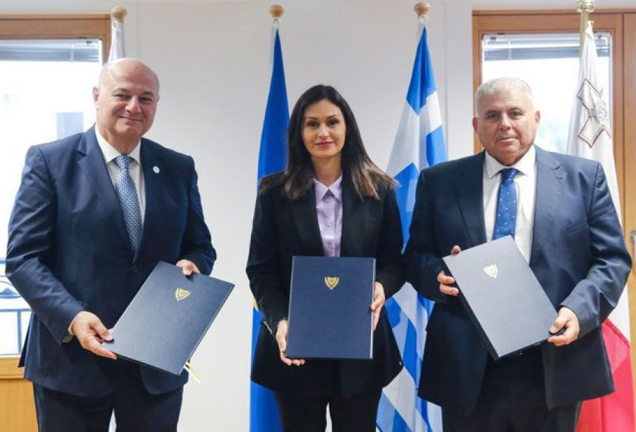 Μνημόνιο συνεργασίας για τα αγροτικά μεταξύ Ελλάδας- Κύπρου και Μάλτας Μνημόνιο συνεργασίας για τα αγροτικά μεταξύ Ελλάδας- Κύπρου και Μάλτας