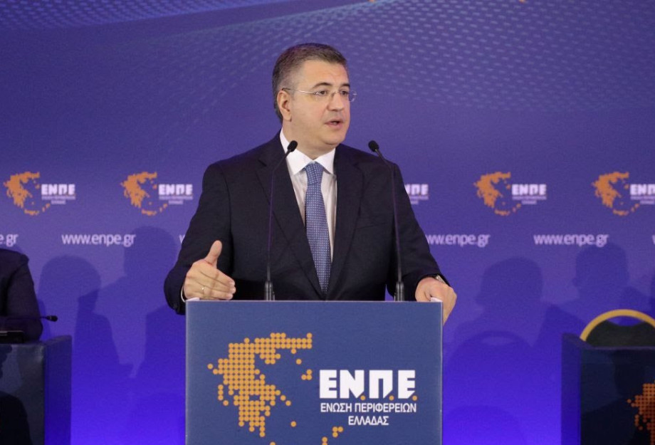 Στο συνέδριο της ΕΝΠΕ συγκινητική η τελευταία παρουσία του Απόστολου Τζιτζικώστα Στο συνέδριο της ΕΝΠΕ συγκινητική η τελευταία παρουσία του Απόστολου Τζιτζικώστα