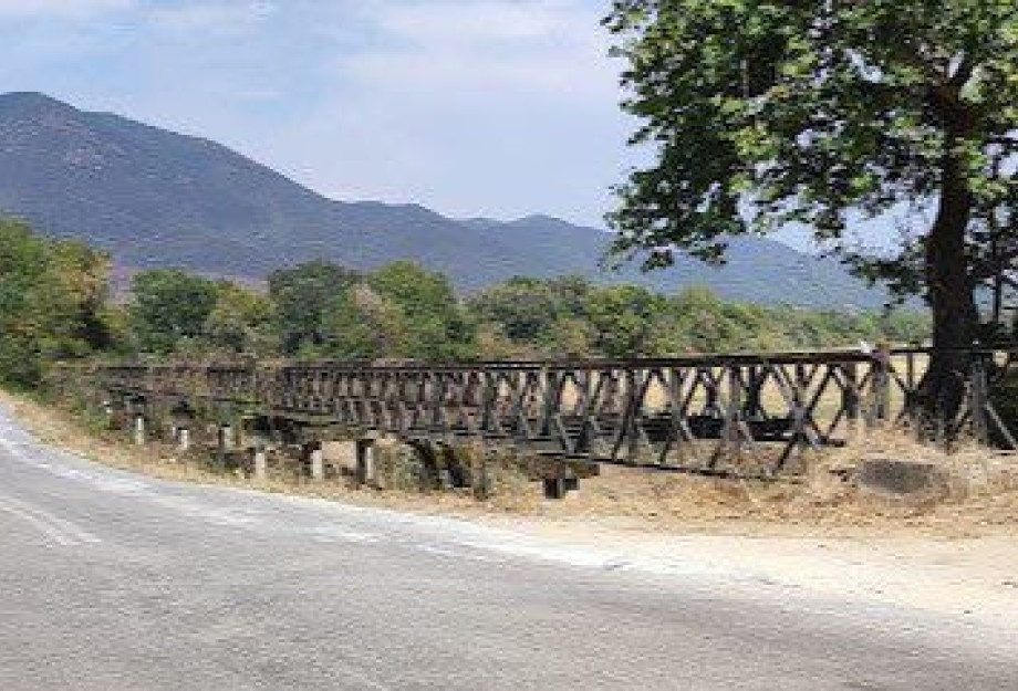 Αντιδράσεις στην κοινωνία της Βυρώνειας από την απόφαση του στρατού να “ξηλώσει” την ιστορική γέφυρα Bailey Αντιδράσεις στην κοινωνία της Βυρώνειας από την απόφαση του στρατού να “ξηλώσει” την ιστορική γέφυρα Bailey