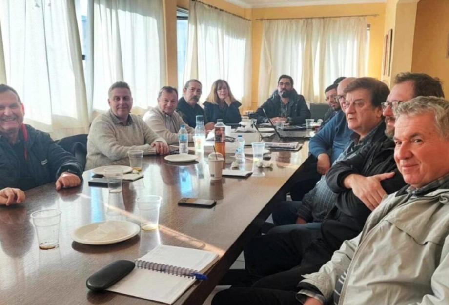 Σύσκεψη ΔΟΕ-ΟΛΜΕ-ΟΙΕΛΕ: « Όχι στις εκδικητικές διώξεις συναδέλφων» Σύσκεψη ΔΟΕ-ΟΛΜΕ-ΟΙΕΛΕ: « Όχι στις εκδικητικές διώξεις συναδέλφων»