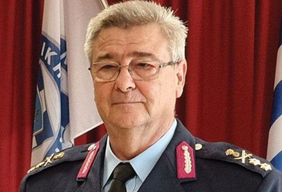 Γεώργιος Κελεμπέκης: Αποστρατεύτηκε ο μακροβιότερος Διοικητής του Αστυνομικού Τμ. Νιγρίτας Ιωάννης Καραμανλής Γεώργιος Κελεμπέκης: Αποστρατεύτηκε ο μακροβιότερος Διοικητής του Αστυνομικού Τμ. Νιγρίτας Ιωάννης Καραμανλής