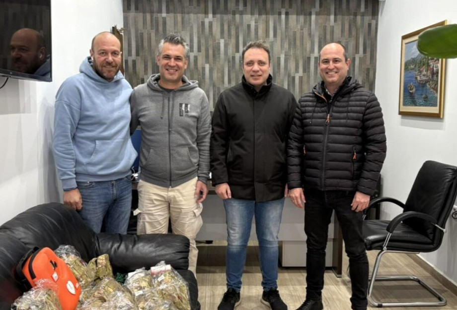 Νέα δωρεά από τον Σερραίο Επιχειρηματία Ιωάννη Δήμου για τις ανάγκες της Διεύθυνσης Αστυνομίας Σερρών Νέα δωρεά από τον Σερραίο Επιχειρηματία Ιωάννη Δήμου για τις ανάγκες της Διεύθυνσης Αστυνομίας Σερρών