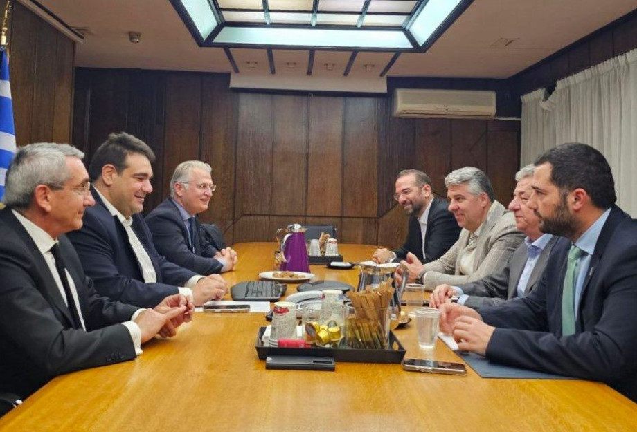 Συνάντηση Λιβάνιου με Χατζημάρκο στο Υπουργείο Εσωτερικών Συνάντηση Λιβάνιου με Χατζημάρκο στο Υπουργείο Εσωτερικών