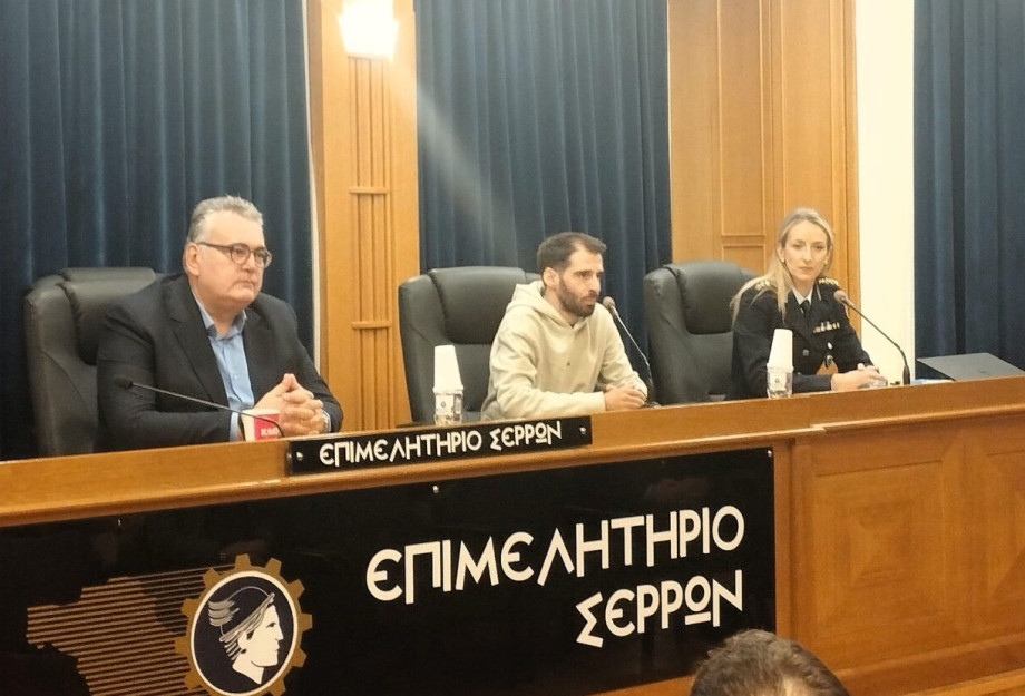 Παναγιώτης Καραΐσκος: Κάθε άνθρωπος έχει την ευκαιρία να αλλάξει, να ζήσει, να βγει από το σκοτάδι Παναγιώτης Καραΐσκος: Κάθε άνθρωπος έχει την ευκαιρία να αλλάξει, να ζήσει, να βγει από το σκοτάδι