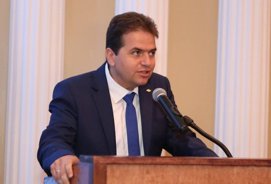 Κώστας Μελίτος: Γιατί οι Αμφιπολίτες δεν παίρνουν αποζημίωση για τα αμύγδαλα; Κώστας Μελίτος: Γιατί οι Αμφιπολίτες δεν παίρνουν αποζημίωση για τα αμύγδαλα;