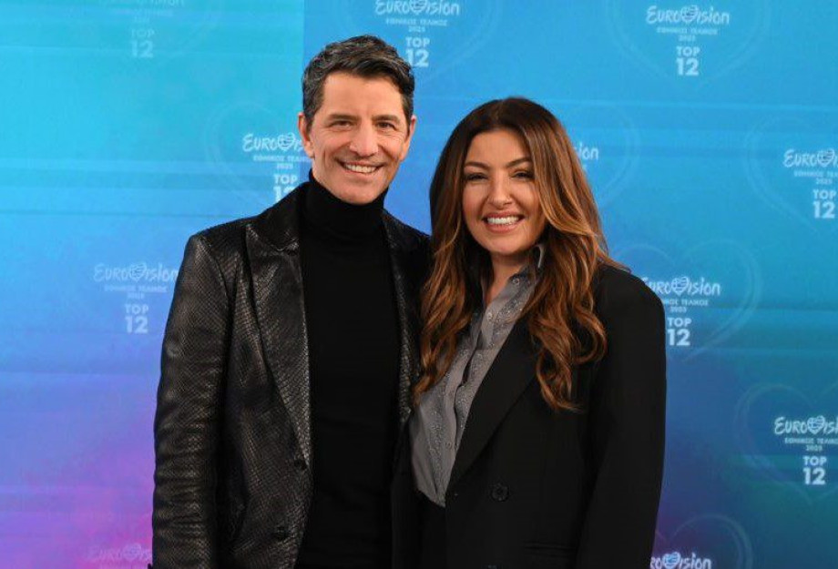 Eurovision 2025: Ο Σάκης Ρουβάς και η Έλενα Παπαρίζου θα παρουσιάσουν τον εθνικό τελικό – Η επίσημη ανακοίνωση Eurovision 2025: Ο Σάκης Ρουβάς και η Έλενα Παπαρίζου θα παρουσιάσουν τον εθνικό τελικό – Η επίσημη ανακοίνωση