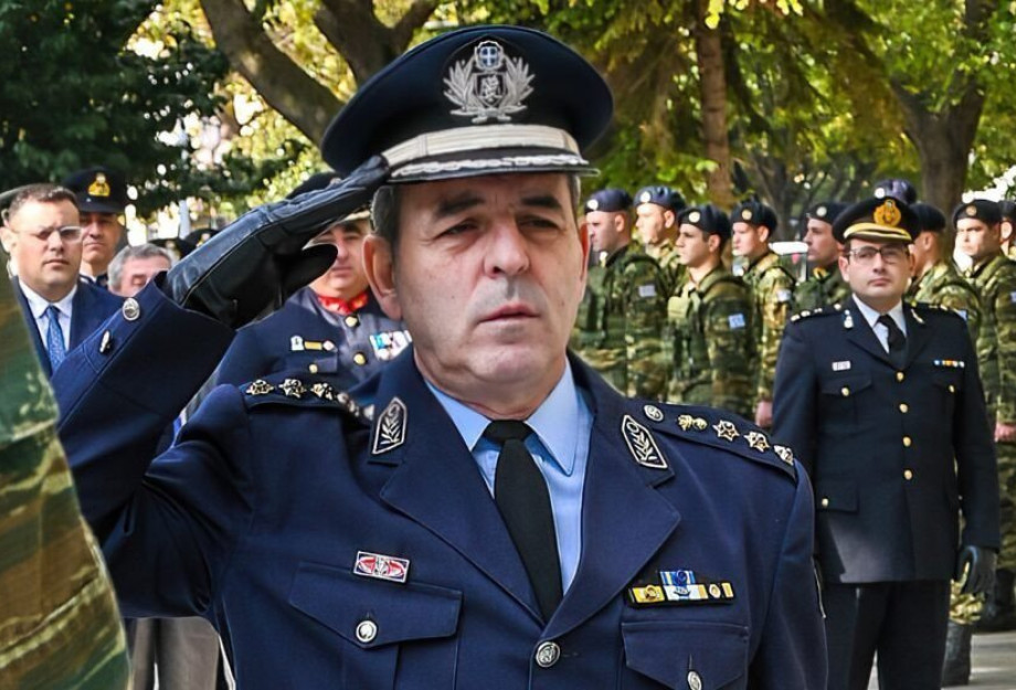 Ο Ταξίαρχος Ευάγγελος Τσιώτας διευθυντής της Διεύθυνσης Αστυνομίας Σερρών Ο Ταξίαρχος Ευάγγελος Τσιώτας διευθυντής της Διεύθυνσης Αστυνομίας Σερρών