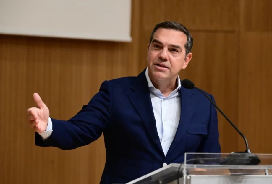 Ο Αλέξης στη Θεσσαλονίκη για την τελετή απονομής των βραβείων Ειρήνης και Συνεργασίας των Βαλκανικών Λαών Ο Αλέξης στη Θεσσαλονίκη για την τελετή απονομής των βραβείων Ειρήνης και Συνεργασίας των Βαλκανικών Λαών