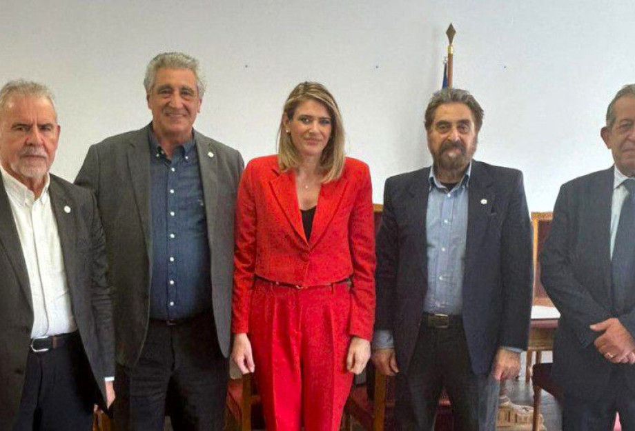 Συνάντηση του Προεδρείου της ΑΓΣΣΕ με την Υφυπουργό Άννα Ευθυμίου Συνάντηση του Προεδρείου της ΑΓΣΣΕ με την Υφυπουργό Άννα Ευθυμίου