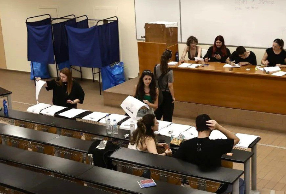 Στις κάλπες σήμερα οι φοιτητές στα Πανεπιστήμια όλης της χώρας Στις κάλπες σήμερα οι φοιτητές στα Πανεπιστήμια όλης της χώρας