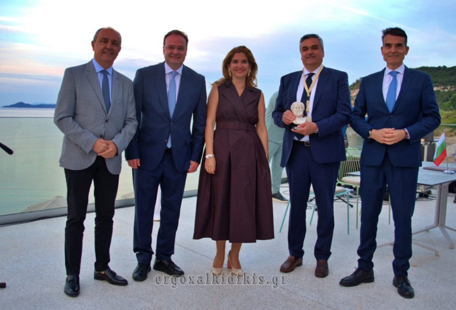 Εκπρόσωπος της ΠΕΔ o Δημήτρης Νότας στο Διεθνές Συμπόσιο «Following Aristotle» Εκπρόσωπος της ΠΕΔ o Δημήτρης Νότας στο Διεθνές Συμπόσιο «Following Aristotle»