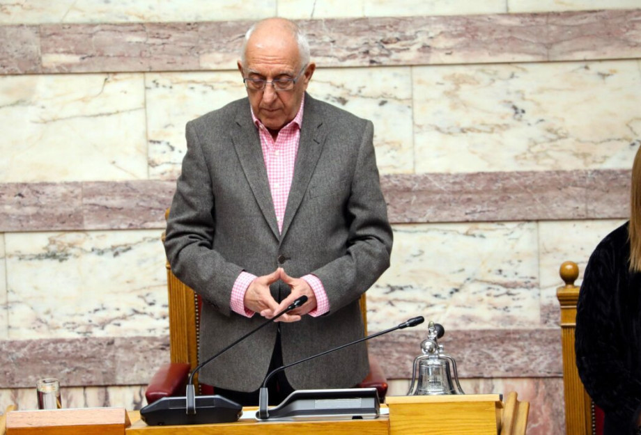 Ν. Κακλαμάνης: «Θέλω να αφήσω, με μια βαθιά υπόκλιση, μια τίμια υπόσχεση προς όλες τις οικογένειες των Τεμπών: Η Ελληνική Βουλή θα σταθεί στο ύψος των περιστάσεων» Ν. Κακλαμάνης: «Θέλω να αφήσω, με μια βαθιά υπόκλιση, μια τίμια υπόσχεση προς όλες τις οικογένειες των Τεμπών: Η Ελληνική Βουλή θα σταθεί στο ύψος των περιστάσεων»