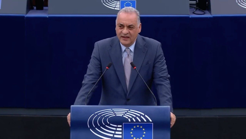 Ο Μανώλης Κεφαλογιάννης ζητά Μέτρα από την ΕΕ για τα κρούσματα αφθώδους πυρετού