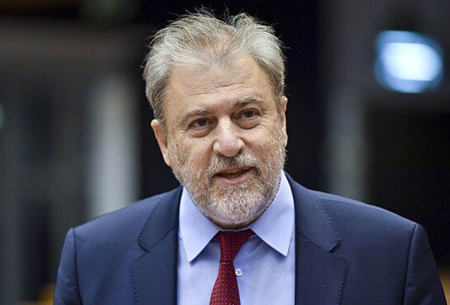Νότης Μαριάς: Πως η «FrauNein» Άγγελα Μέρκελ έστρωσε το δρόμο για το πρώτο μνημόνιο Νότης Μαριάς: Πως η «FrauNein» Άγγελα Μέρκελ έστρωσε το δρόμο για το πρώτο μνημόνιο