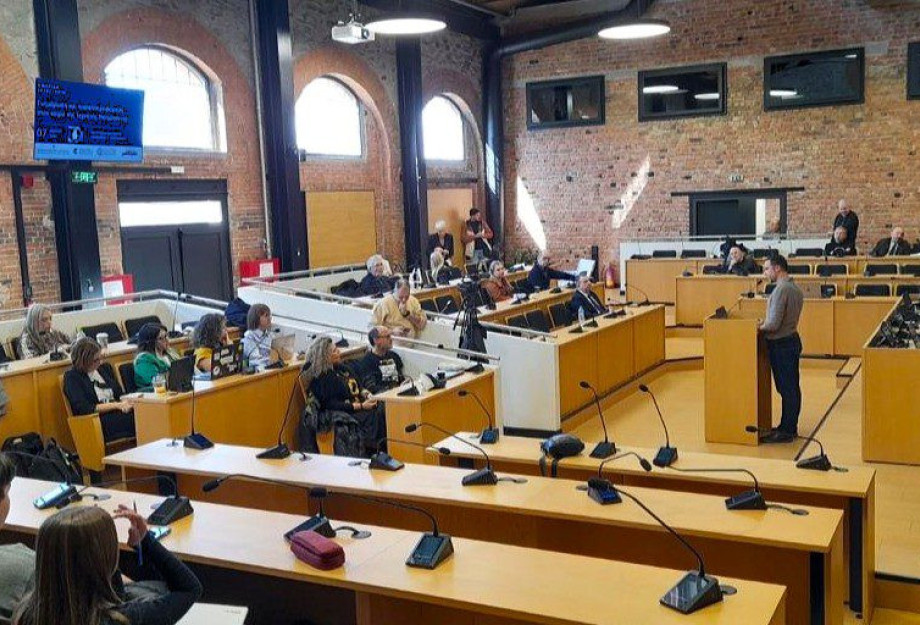 Ημερίδα για την ενημέρωση και την παραπληροφόρηση από την ΠΚΜ την ΕΣΗΕΜ-Θ και το ΑΠΘ Ημερίδα για την ενημέρωση και την παραπληροφόρηση από την ΠΚΜ την ΕΣΗΕΜ-Θ και το ΑΠΘ