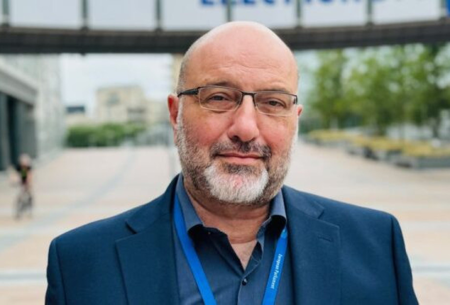 Σάκης Αρναούτογλου: Το ΠΑΣΟΚ χτίζει το μέλλον μαζί με την κοινωνία Σάκης Αρναούτογλου: Το ΠΑΣΟΚ χτίζει το μέλλον μαζί με την κοινωνία