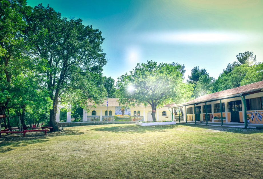 Εκκλησιαστική Κατασκήνωση ‘’ΓΑΛΙΛΑΙΑ’’. Όαση αγάπης και πνευματικότητος Εκκλησιαστική Κατασκήνωση ‘’ΓΑΛΙΛΑΙΑ’’. Όαση αγάπης και πνευματικότητος