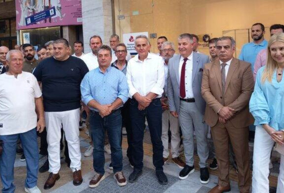 Η Ενιαία Ομοσπονδία Βιοτεχνών Επισκευαστών Αυτοκινήτων Μηχανημάτων Μοτοσυκλετών απέκτησε γραφεία στο ισόγειο του Επιμελητηρίου Σερρών Η Ενιαία Ομοσπονδία Βιοτεχνών Επισκευαστών Αυτοκινήτων Μηχανημάτων Μοτοσυκλετών απέκτησε γραφεία στο ισόγειο του Επιμελητηρίου Σερρών