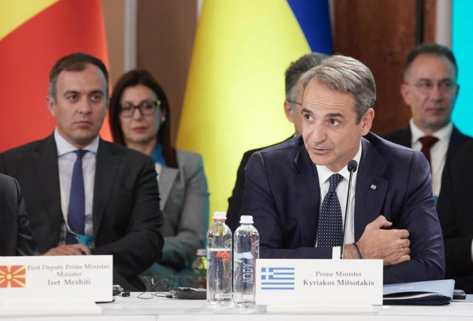 Ο Χατζηβασιλείου στην Οδησσό με τον Πρωθυπουργό Ο Χατζηβασιλείου στην Οδησσό με τον Πρωθυπουργό