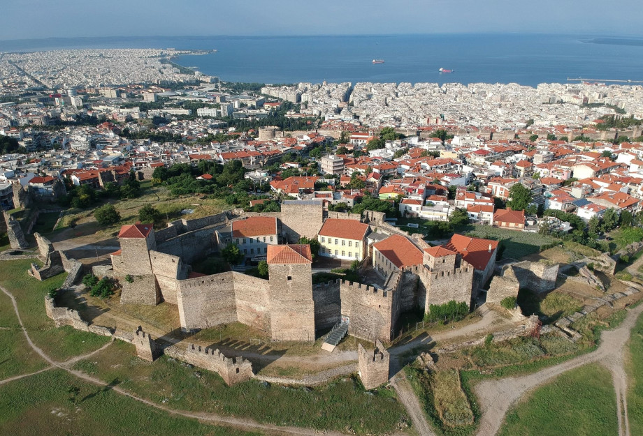 Θωρακίζονται με αντικεραυνική προστασία τα εμβληματικά μνημεία της Θεσσαλονίκης Θωρακίζονται με αντικεραυνική προστασία τα εμβληματικά μνημεία της Θεσσαλονίκης
