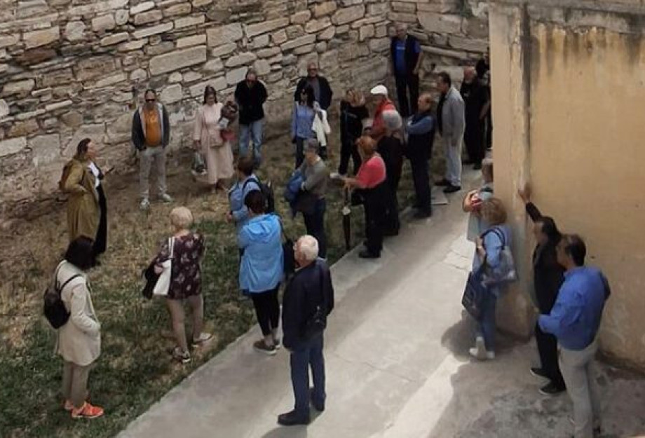 Επίσκεψη της ΤΟ Σερρών του ΚΚΕ και του παραρτήματος ΠΕΑΕΑ- ΔΣΕ στο Γεντί Κουλέ Επίσκεψη της ΤΟ Σερρών του ΚΚΕ και του παραρτήματος ΠΕΑΕΑ- ΔΣΕ στο Γεντί Κουλέ