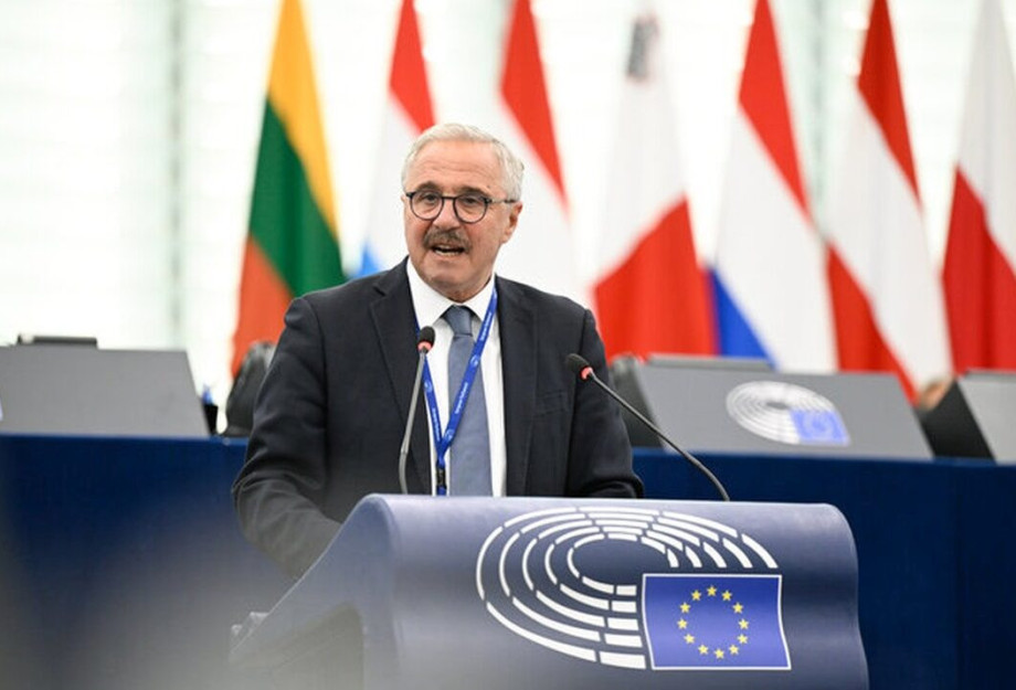 Γ. Μανιάτης: Τι θα κάνει η Ε.Ε. για να προστατεύσει τα κυριαρχικά δικαιώματα των Μελών της από ένα Τουρκο-Συριακό Μνημόνιο Συνεργασίας; Γ. Μανιάτης: Τι θα κάνει η Ε.Ε. για να προστατεύσει τα κυριαρχικά δικαιώματα των Μελών της από ένα Τουρκο-Συριακό Μνημόνιο Συνεργασίας;