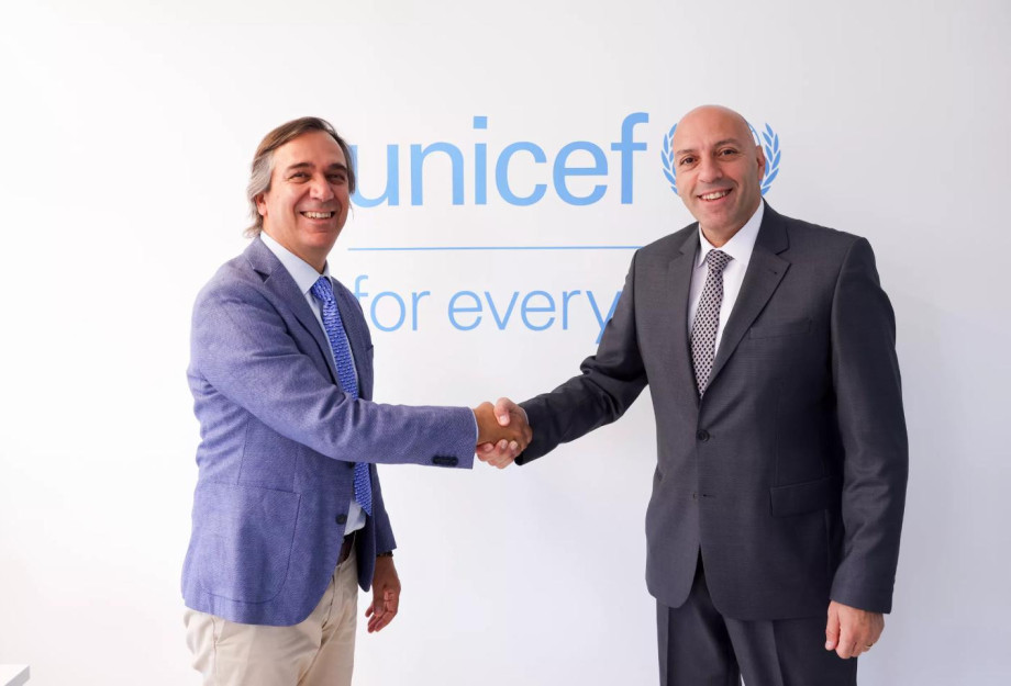 Συνεργασία ΠΟΥ - UNICEF για την υποστήριξη των πιο ευάλωτων παιδιών στην Ελλάδα Συνεργασία ΠΟΥ - UNICEF για την υποστήριξη των πιο ευάλωτων παιδιών στην Ελλάδα