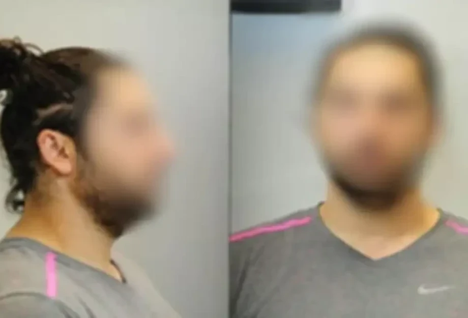 Αυτός είναι ο Tik Toker… "εισαγγελέας"-εκβιαστής: Μίζες, προμήθειες, εκβιασμοί και ποινικό ιστορικό που σοκάρει Αυτός είναι ο Tik Toker… "εισαγγελέας"-εκβιαστής: Μίζες, προμήθειες, εκβιασμοί και ποινικό ιστορικό που σοκάρει